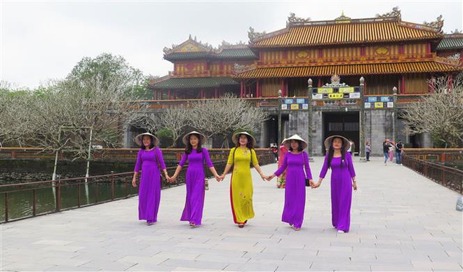 L'UFV affirmera sa position d'une organisation pionnière pour apporter le bonheur aux femmes ảnh 3 L'UFV affirmera sa position d'une organisation pionnière pour apporter le bonheur aux femmes ảnh 3