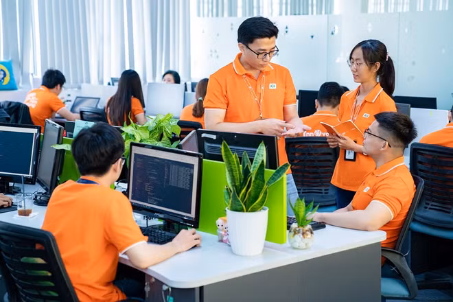 FPT Software coopère avec NCS pour développer un centre technologique au Vietnam ảnh 2
