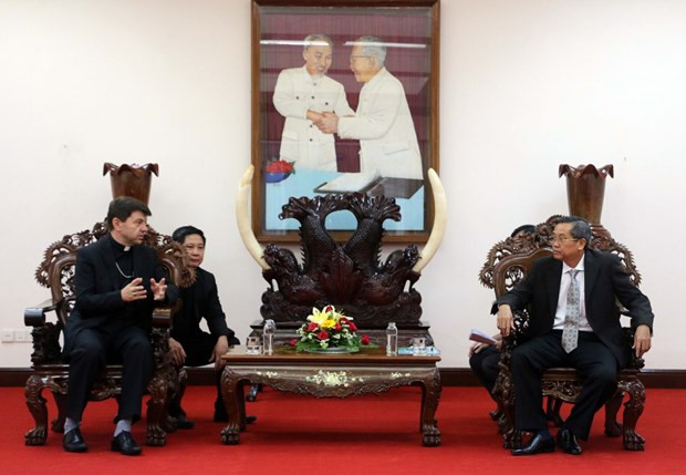 L'envoyé spécial du Vatican, l'évêque Marek Zalewski, rencontre les autorités d'An Giang ảnh 1 L'envoyé spécial du Vatican, l'évêque Marek Zalewski, rencontre les autorités d'An Giang ảnh 1