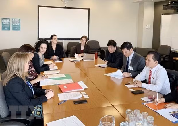 Vietnam-Canada : promotion de la coopération parlementaire ảnh 1