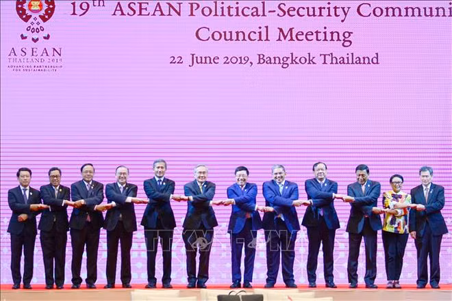 Le Vietnam présent à deux conférences de l’ASEAN en Thaïlande ảnh 1