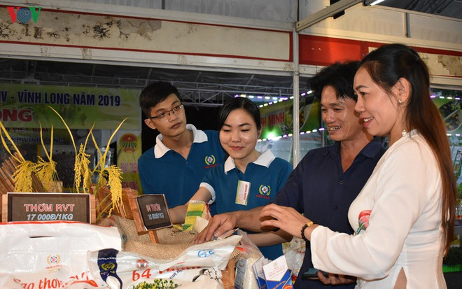Clôture du 4e Festival du riz du Vietnam à Vinh Long ảnh 1 Clôture du 4e Festival du riz du Vietnam à Vinh Long ảnh 1