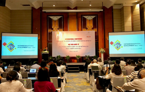 Une conférence internationale sur le développement de l’éducation à Hanoi ảnh 1 Une conférence internationale sur le développement de l’éducation à Hanoi ảnh 1