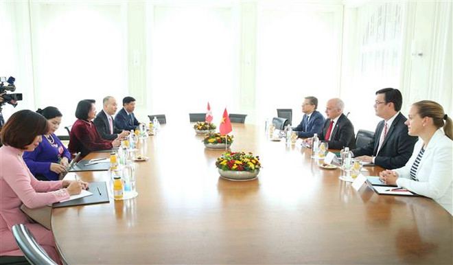 Entrevue entre la vice-présidente vietnamienne et le président de la Confédération suisse ảnh 2 Entrevue entre la vice-présidente vietnamienne et le président de la Confédération suisse ảnh 2