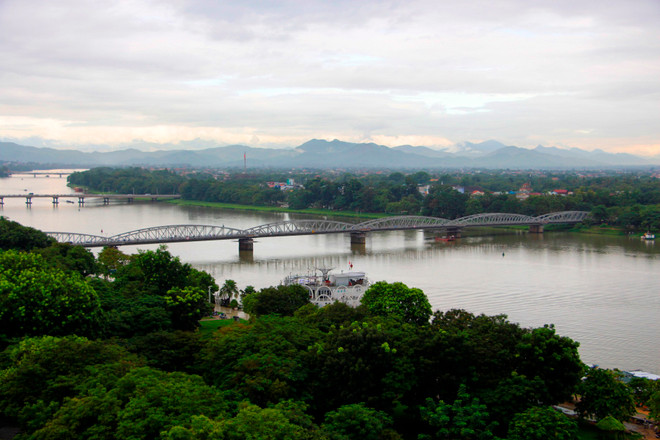 Faire de Huê la première ville de communication intelligente du Vietnam ảnh 1