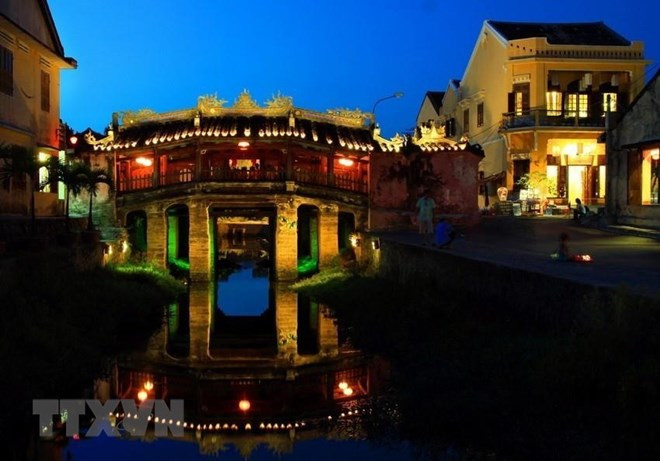 Des lanternes de Hoi An "illuminent" la page d'accueil de Google ảnh 1 Des lanternes de Hoi An "illuminent" la page d'accueil de Google ảnh 1