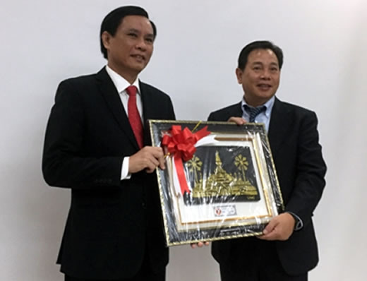 Renforcer les relations d’amitié entre Dà Nang et le Laos ảnh 1 Renforcer les relations d’amitié entre Dà Nang et le Laos ảnh 1