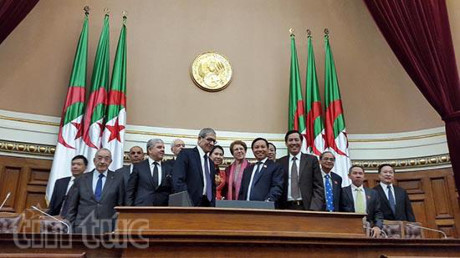 Renforcement des relations d'amitié traditionnelles Vietnam-Algérie ảnh 1 Renforcement des relations d'amitié traditionnelles Vietnam-Algérie ảnh 1