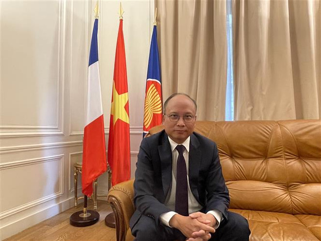 L'ambassadeur du Vietnam en France présente ses lettres de créance ảnh 1 L'ambassadeur du Vietnam en France présente ses lettres de créance ảnh 1