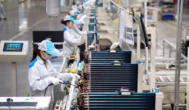 Le déficit budgétaire du Vietnam atteindra 4% du PIB en 2022 ảnh 1