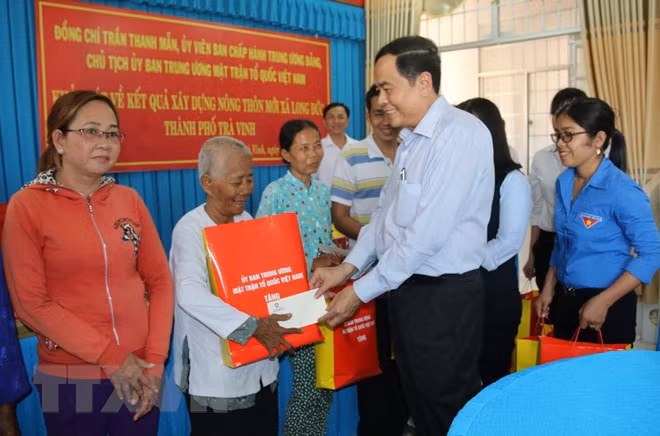 Chol Chnam Thmay: le chef du FPV Trân Thanh Mân se rend à Trà Vinh ảnh 1