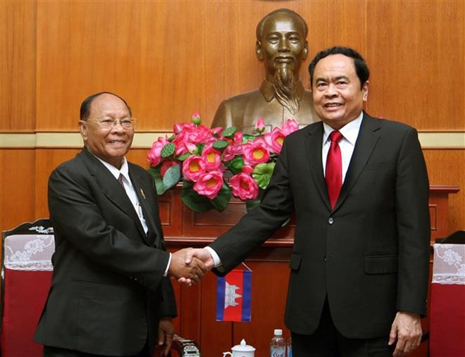 Vietnam et Cambodge consolident les relations d’amitié et de bon voisinage ảnh 1 Vietnam et Cambodge consolident les relations d’amitié et de bon voisinage ảnh 1