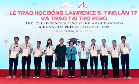 Ho Chi Minh-Ville: Remise des bourses du Fonds Lawrence S. Ting ảnh 1 Ho Chi Minh-Ville: Remise des bourses du Fonds Lawrence S. Ting ảnh 1