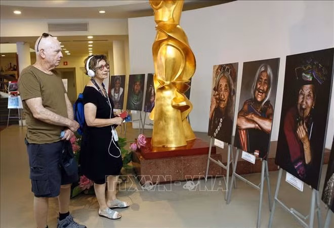 Journée internationale pour les personnes âgées : vers une égalité entre les tranches d’âge ảnh 1