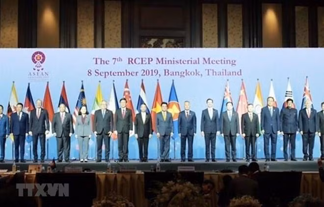 L'ASEAN et ses partenaires discutent de l’accord régional de libre-échange ảnh 1