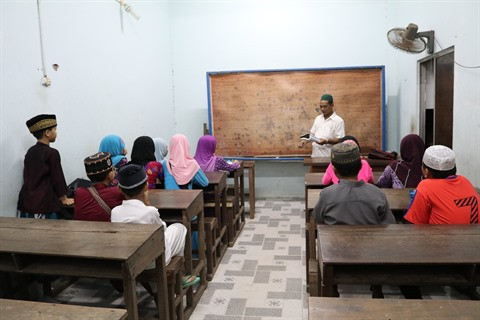 An Giang: Cham, cours de langue à la mosquée ảnh 1