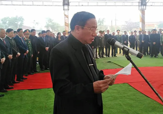 La cérémonie d’enterrement de Nguyen Duc Binh à Ha Tinh ảnh 1 La cérémonie d’enterrement de Nguyen Duc Binh à Ha Tinh ảnh 1