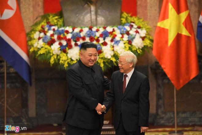 Félicitations au président de la Commission des affaires de l’État de la RPDC ảnh 1 Félicitations au président de la Commission des affaires de l’État de la RPDC ảnh 1