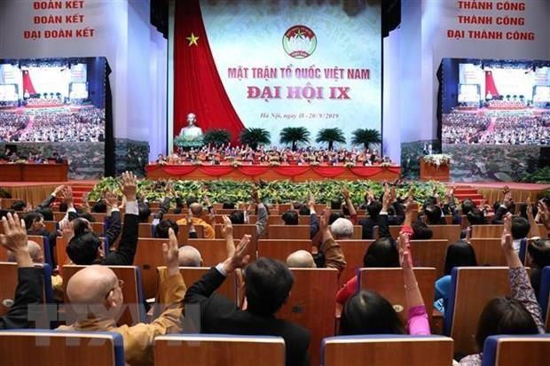 Le 9e Congrès national du Front de la Patrie du Vietnam convoque sa première séance de travail ảnh 1 Le 9e Congrès national du Front de la Patrie du Vietnam convoque sa première séance de travail ảnh 1