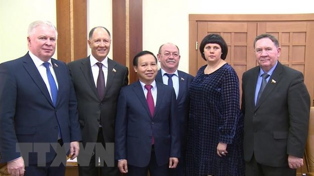 Le Vietnam renforce la coopération avec les groupes de députés d’amitié du Parlement russe ảnh 1 Le Vietnam renforce la coopération avec les groupes de députés d’amitié du Parlement russe ảnh 1