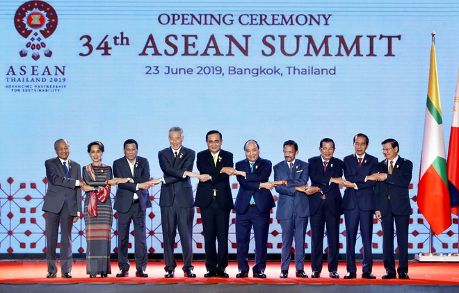 Le PM Nguyen Xuan Phuc assiste à la cérémonie d'ouverture du 34e Sommet de l'ASEAN ảnh 1 Le PM Nguyen Xuan Phuc assiste à la cérémonie d'ouverture du 34e Sommet de l'ASEAN ảnh 1