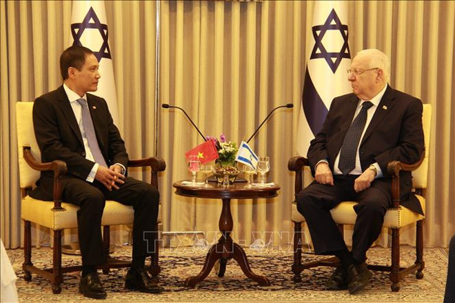L'ambassadeur vietnamien présente ses lettres de créance au président d'Israël ảnh 1 L'ambassadeur vietnamien présente ses lettres de créance au président d'Israël ảnh 1