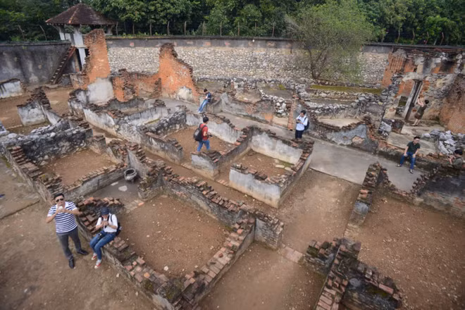 Découverte du Vietnam : La prison de Son La ảnh 1