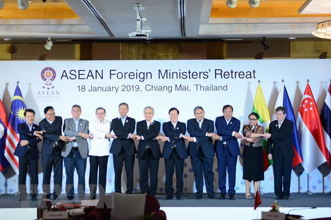 Ouverture de la conférence restreinte des ministres des Affaires étrangères de l'ASEAN 2019 ảnh 1 Ouverture de la conférence restreinte des ministres des Affaires étrangères de l'ASEAN 2019 ảnh 1