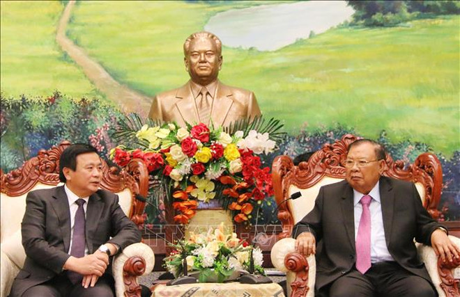 Le Laos demande au Vietnam d'intensifier son soutien aux études théoriques et scientifiques ảnh 1 Le Laos demande au Vietnam d'intensifier son soutien aux études théoriques et scientifiques ảnh 1