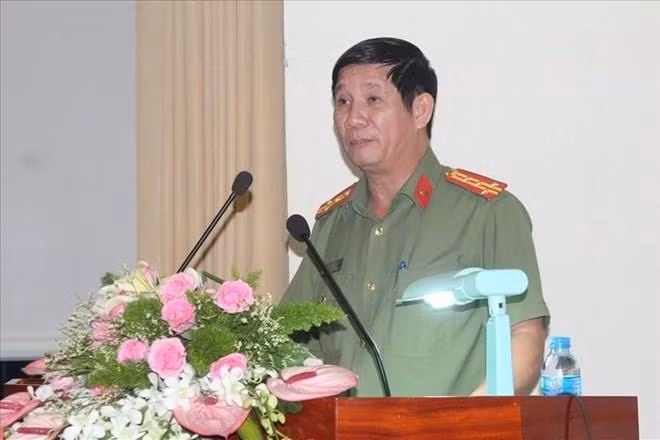  Mesures disciplinaires du Parti à l'encontre de deux responsables de Dong Nai ảnh 1