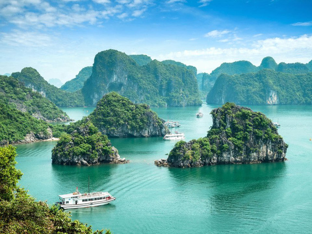 La baie d'Ha Long parmi les merveilles naturelles du monde ảnh 1 La baie d'Ha Long parmi les merveilles naturelles du monde ảnh 1