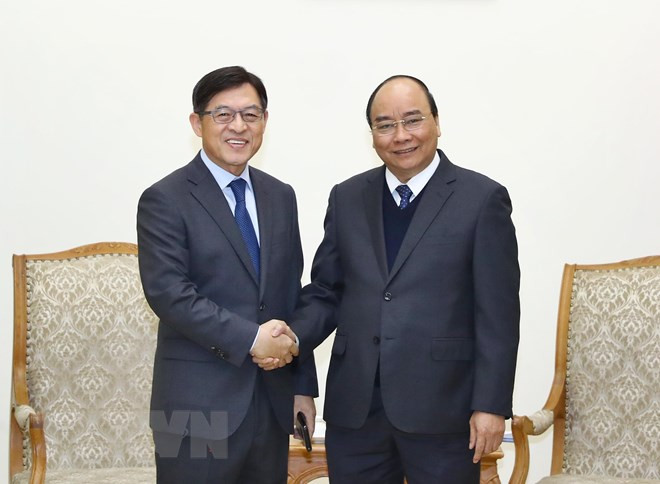 Le Premier ministre Nguyen Xuan Phuc reçoit le président du groupe Samsung ảnh 1 Le Premier ministre Nguyen Xuan Phuc reçoit le président du groupe Samsung ảnh 1