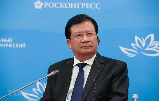 Le vice-PM Trinh Dinh Dung au 5e Forum économique oriental ảnh 1 Le vice-PM Trinh Dinh Dung au 5e Forum économique oriental ảnh 1