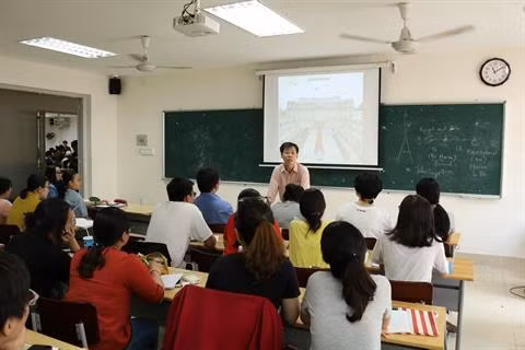 Pour une main-œuvre de niveau international ảnh 1