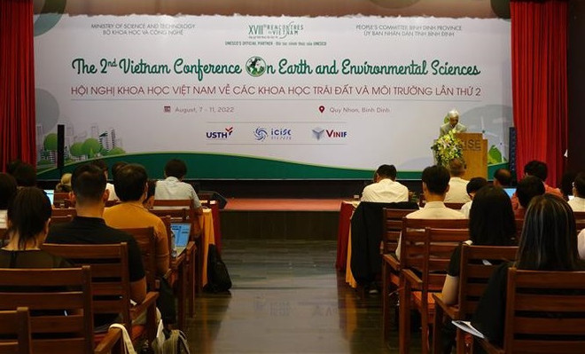 Conférence internationale sur les sciences de la terre et de l'environnement à Binh Dinh ảnh 1
