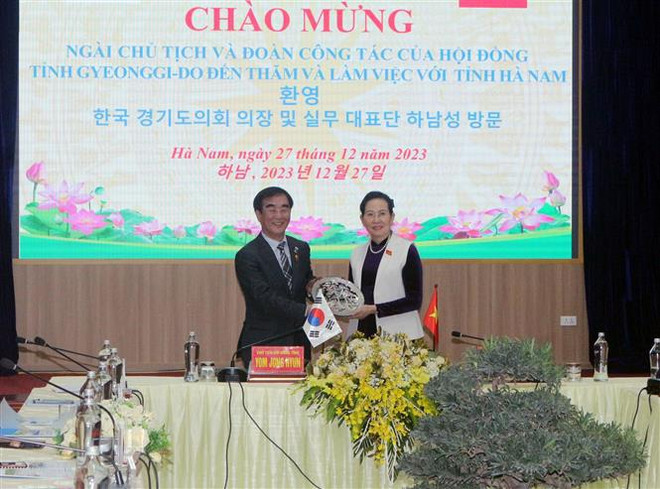 Ha Nam et la province sud-coréenne de Gyeonggi boostent leur coopération ảnh 1 Ha Nam et la province sud-coréenne de Gyeonggi boostent leur coopération ảnh 1