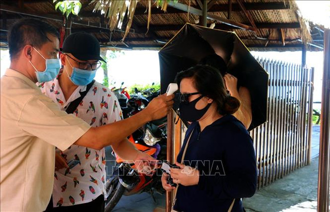 COVID-19 : Khanh Hoa met fin à la distanciation sociale ảnh 1 COVID-19 : Khanh Hoa met fin à la distanciation sociale ảnh 1