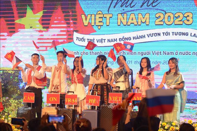 Camp d'été du Vietnam 2023 pour les jeunes Viêt kiêu : voyage vers la Patrie ảnh 2 Camp d'été du Vietnam 2023 pour les jeunes Viêt kiêu : voyage vers la Patrie ảnh 2