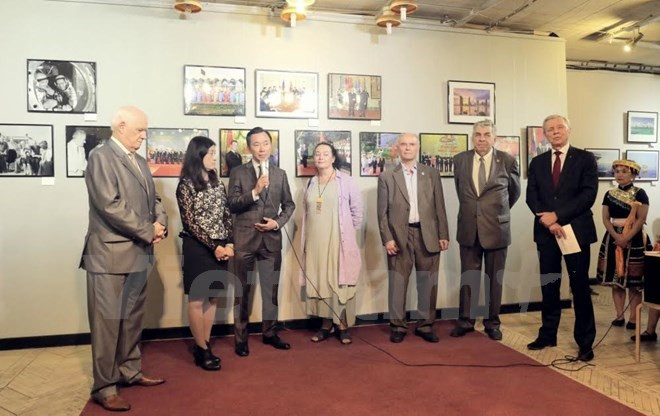 Une exposition photographique sur le Vietnam en Russie ảnh 1 Une exposition photographique sur le Vietnam en Russie ảnh 1
