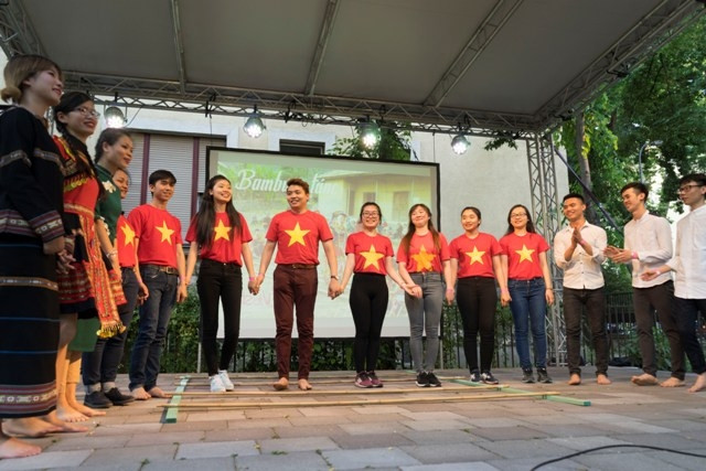 Soirée de la culture vietnamienne à Budapest (Hongrie) ảnh 1