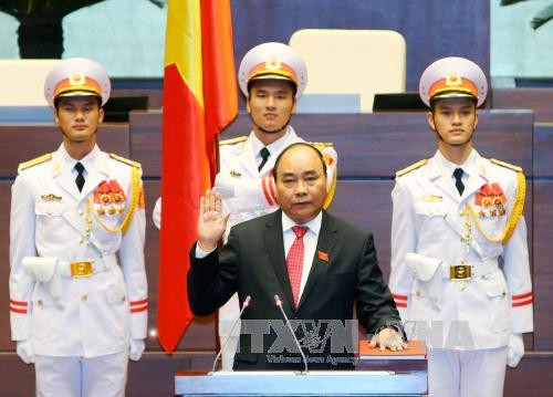 Nguyen Xuan Phuc élu Premier ministre pour le mandat 2016-2021 ảnh 1