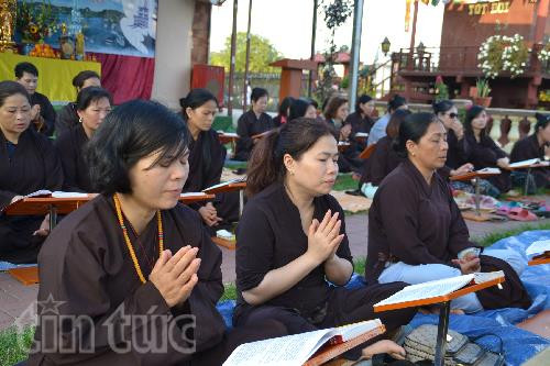 Pologne : prière pour les Héros morts pour la Patrie ảnh 1
