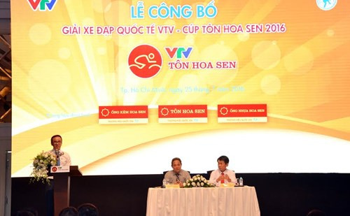 Seize équipes cyclistes à la Coupe VTV-Hoa Sen 2016 ảnh 1 Seize équipes cyclistes à la Coupe VTV-Hoa Sen 2016 ảnh 1