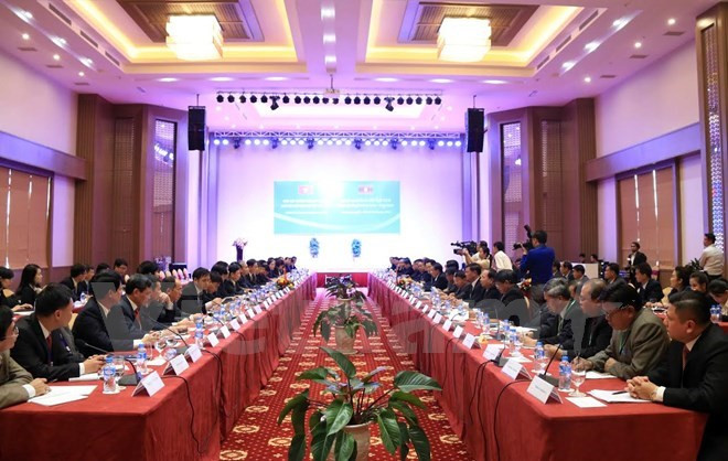 Vietnam et Laos renforcent leur coopération dans la gestion des frontières ảnh 1 Vietnam et Laos renforcent leur coopération dans la gestion des frontières ảnh 1