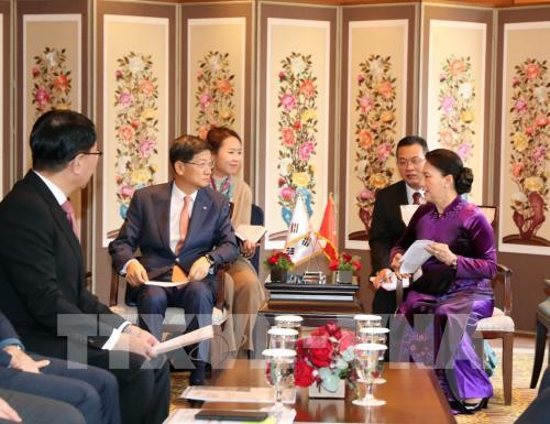 La présidente de l’AN vietnamienne rencontre des représentants de groupes sud-coréens ảnh 1 La présidente de l’AN vietnamienne rencontre des représentants de groupes sud-coréens ảnh 1