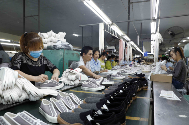 Sept mois : Les exportations vietnamiennes de chaussures et sandales en hausse ảnh 1 Sept mois : Les exportations vietnamiennes de chaussures et sandales en hausse ảnh 1