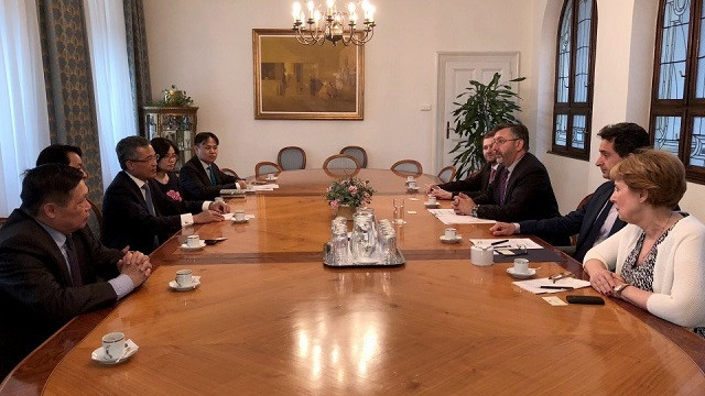 La présidente croate plaide pour le bel essor des relations Vietnam-Croatie ảnh 2 La présidente croate plaide pour le bel essor des relations Vietnam-Croatie ảnh 2