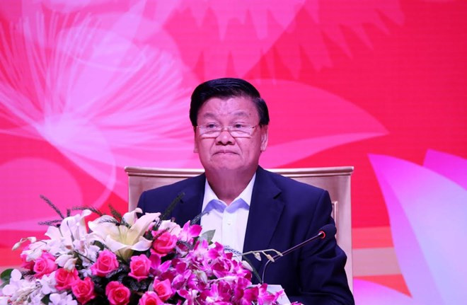 Le Premier ministre laotien dialogue avec des entreprises vietnamiennes ảnh 1 Le Premier ministre laotien dialogue avec des entreprises vietnamiennes ảnh 1