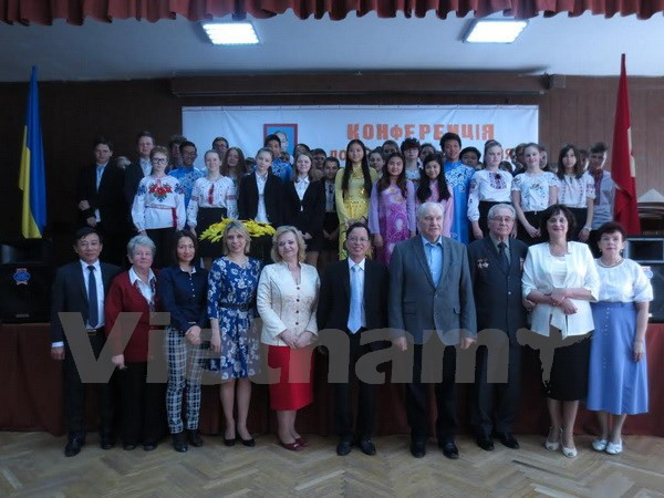 Colloque sur la lutte du peuple vietnamien pour l'indépendance et la liberté en Ukraine ảnh 1