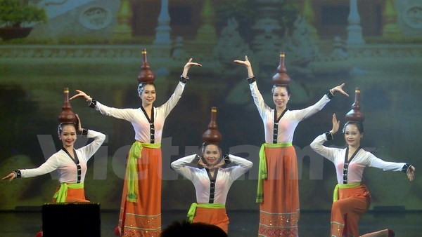 Festival d'échanges culturels Russie-ASEAN ảnh 1 Festival d'échanges culturels Russie-ASEAN ảnh 1